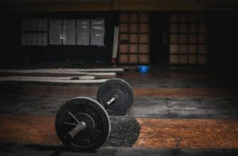 Outdoor Strength Training Exercises for Toning and Muscle Building